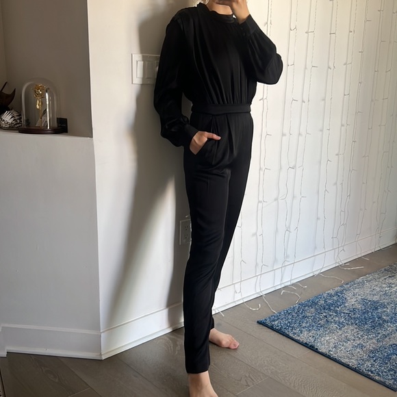 Veronica Beard Kavia Jumpsuit in Black 4 - Picture 10 of 11
